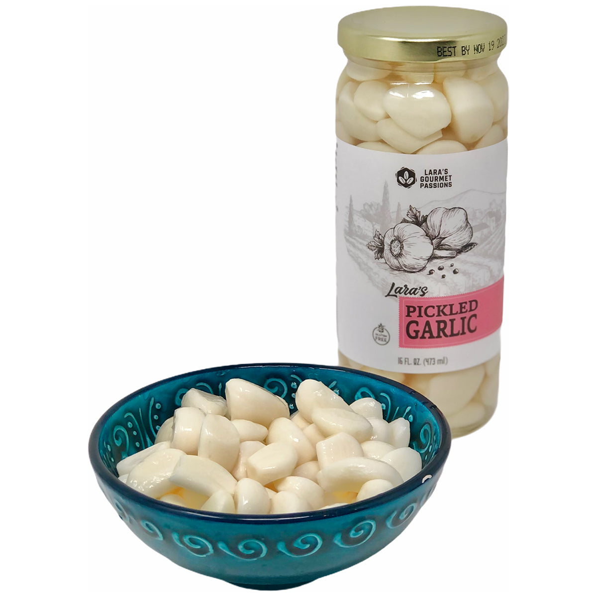 laras-pickled-garlic-16-fl-oz-in-a-plate-with-jar-hi-res